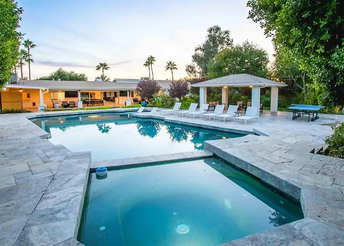Holiday home Luxury Retreat With Pool, & Sauna